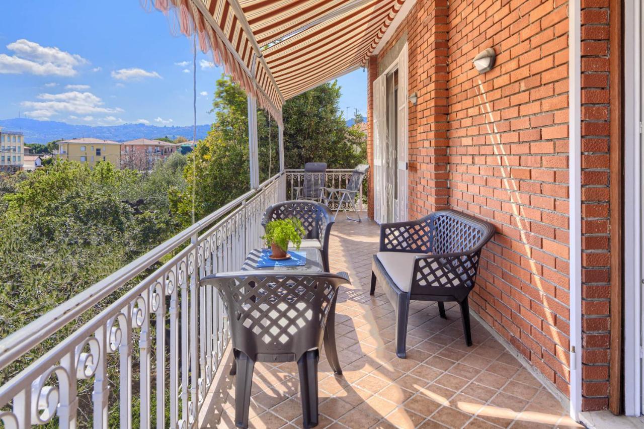 Villa La Rodina Diano Marina Exteriér fotografie
