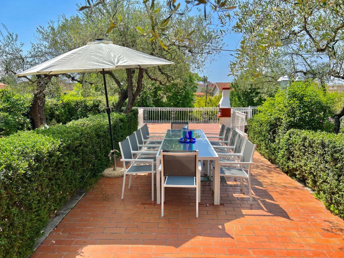 Villa La Rodina Diano Marina Exteriér fotografie