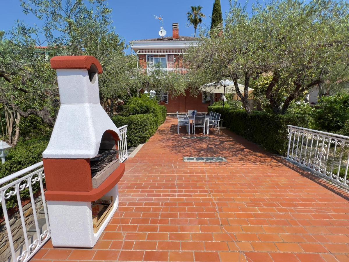 Villa La Rodina Diano Marina Exteriér fotografie